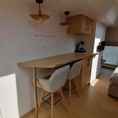 Au Verger בית הארחה Anthisnes