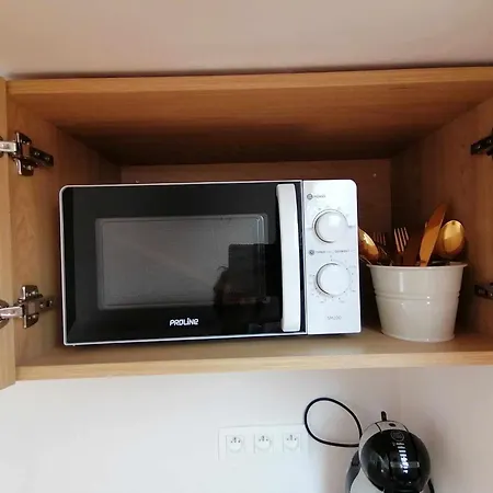 Au Verger בית הארחה